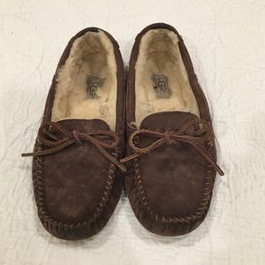 UGG Dakota Slipper size 7